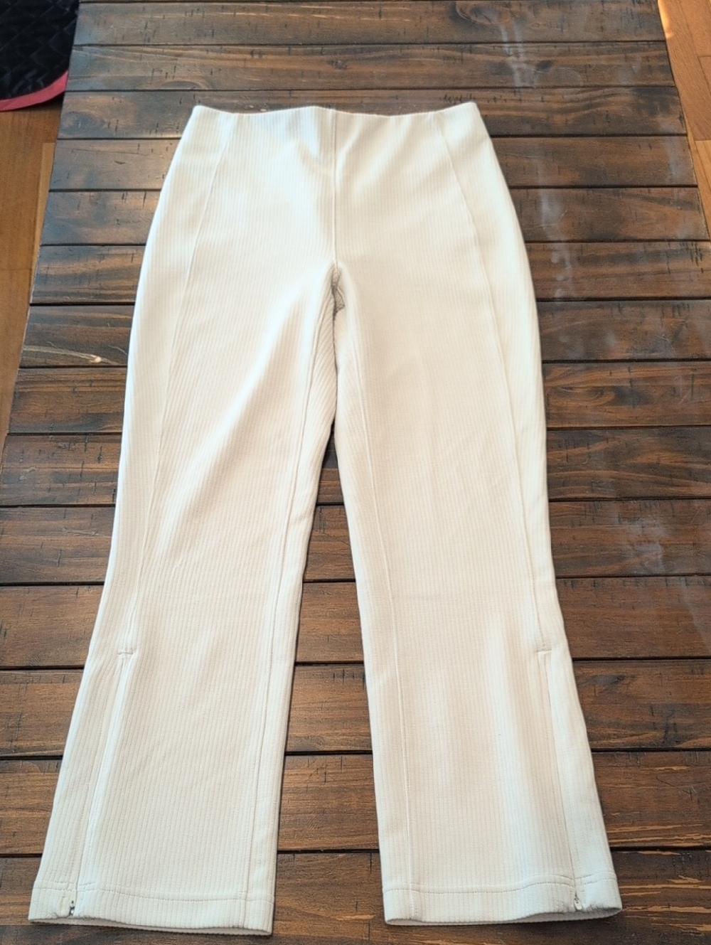 Lululemon Ribbed Softstreme Zip-leg High Rise Crop Pant Bone - Picture 4 of 11
